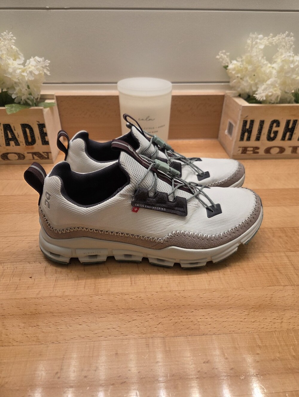 On Running Cloudaway 'Ice Moss' Sneakers Womens Size 8.5